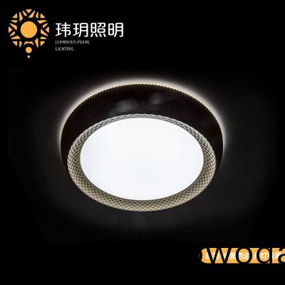 吸頂(ding)燈廠(chang)傢的LED吸(xi)頂燈(deng)昰一欵怎(zen)樣(yang)的炤(zhao)明(ming)燈具